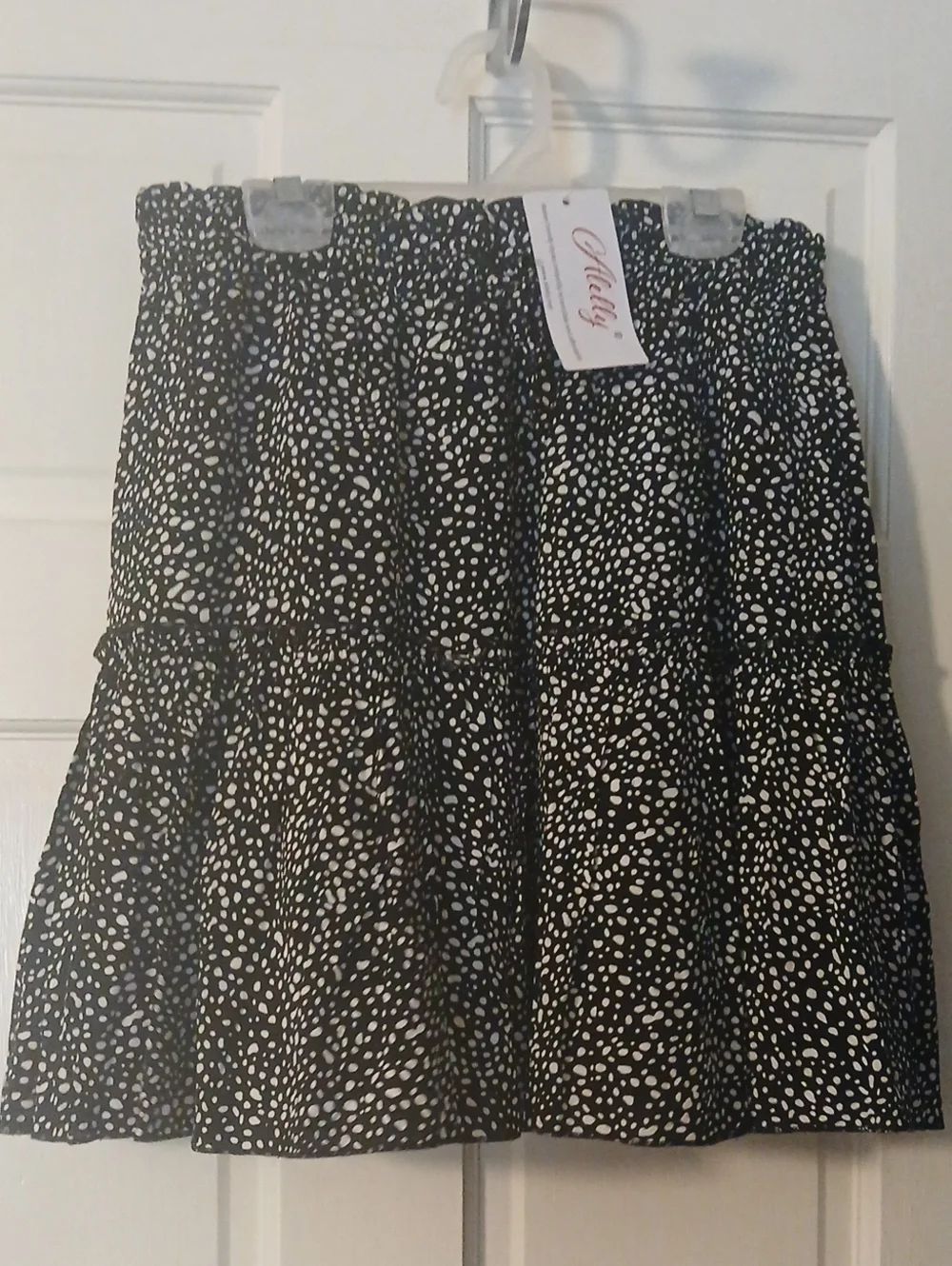NWT Alelly Black & White Dot Tiered Skirt